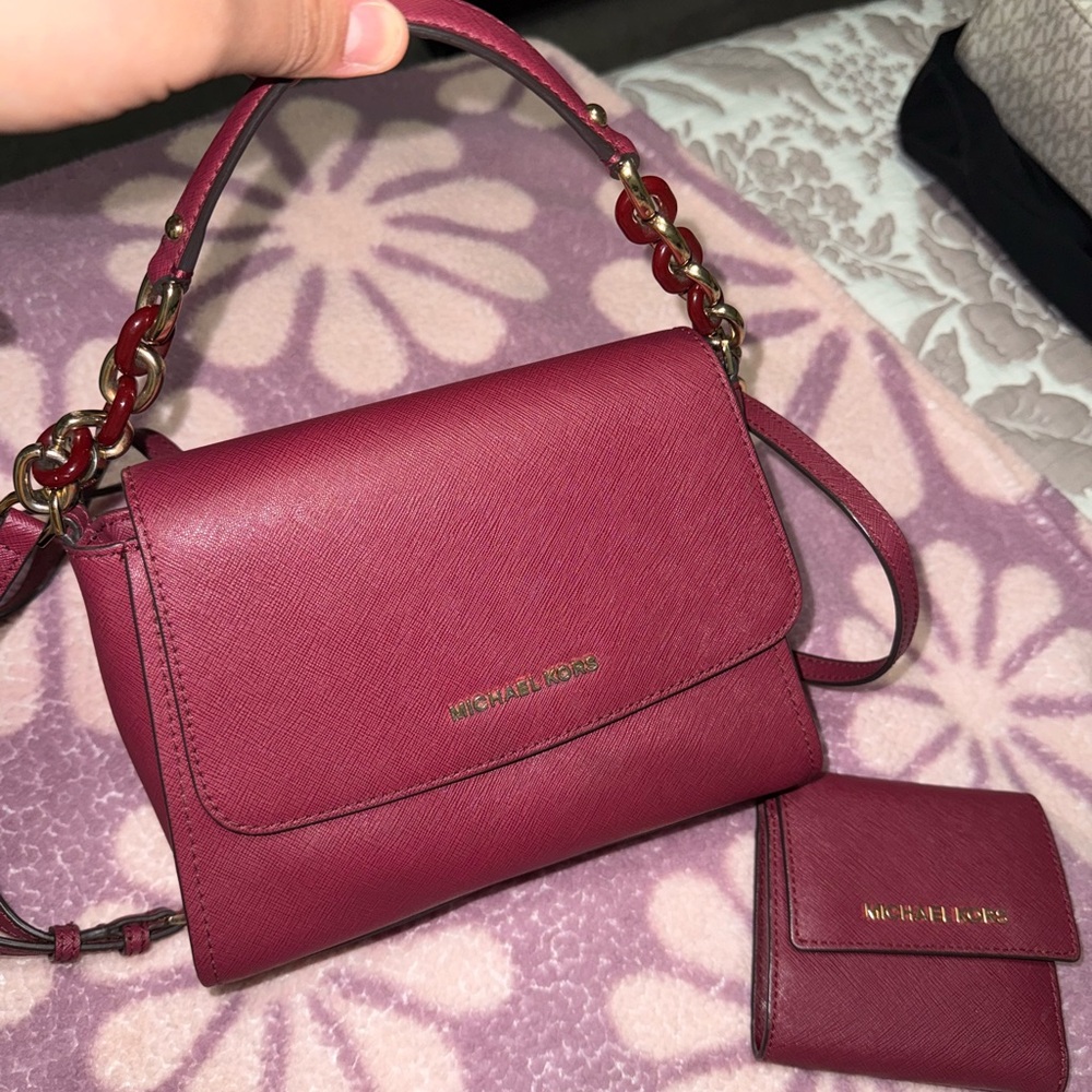 Michael Kors Crossbody & wallet